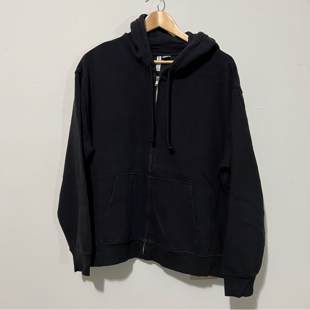Basic Black Zip Up Sweater Hoodie